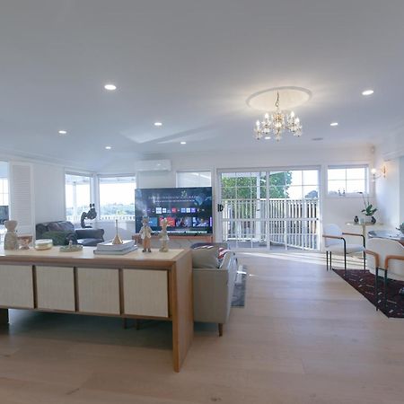 Holiday House In Totara Park Auckland Exterior foto