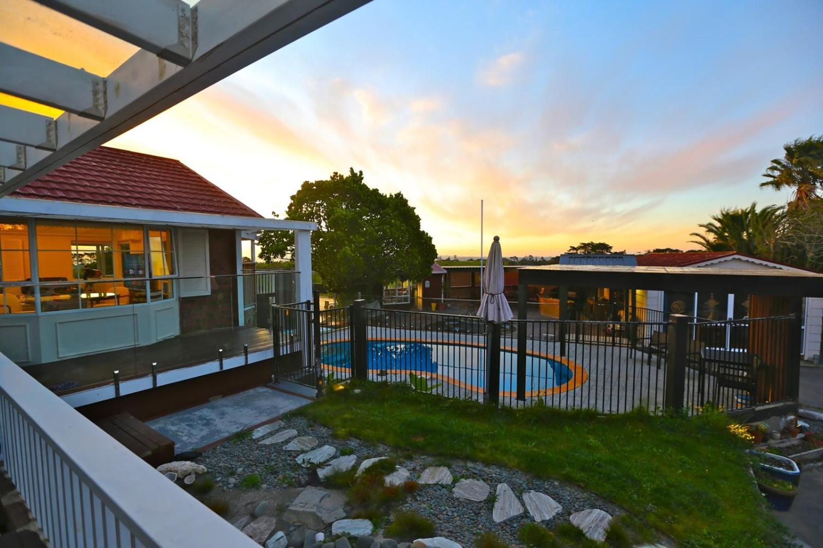 Holiday House In Totara Park Auckland Exterior foto